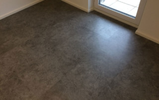 Bodenbelag mit Vinyl Ahnthrazit in Fliesen Optik 62 x 42 cm