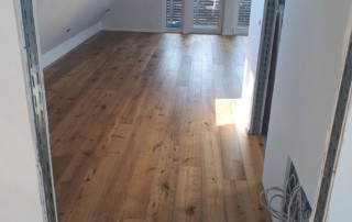 Landhausdiele aus rustikaler Eiche gebürstet und geölt
